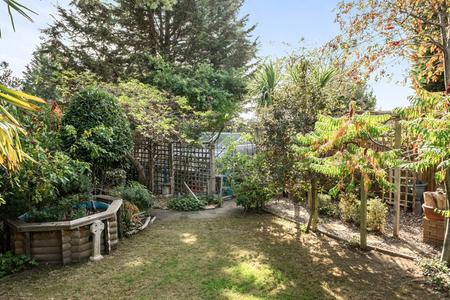 for sale pheasants way london 31149 - Gibbs Gillespie