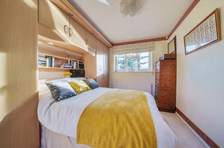 for sale pheasants way london 31149 - Gibbs Gillespie