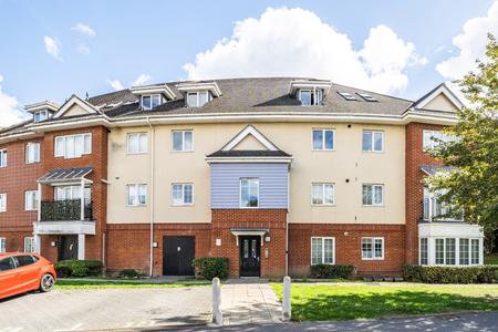 for sale flowerdown court london 76254 - Gibbs Gillespie