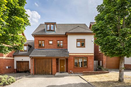 for sale blagrove crescent london 70569 - Gibbs Gillespie