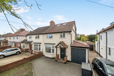 for sale copthall road east london 75788 - Gibbs Gillespie