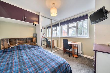 to let swakeleys road london 73442 - Gibbs Gillespie