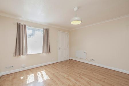 to let rabournmead drive london 68324 - Gibbs Gillespie