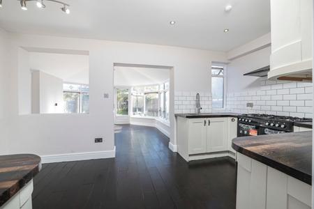 to let beverley road london 72160 - Gibbs Gillespie