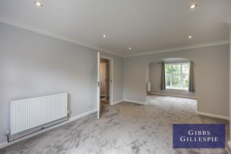 let field end road london 47499 - Gibbs Gillespie