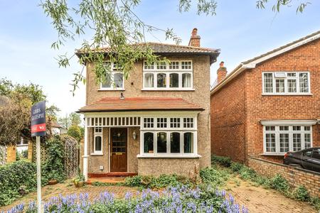 for sale field end london 70442 - Gibbs Gillespie