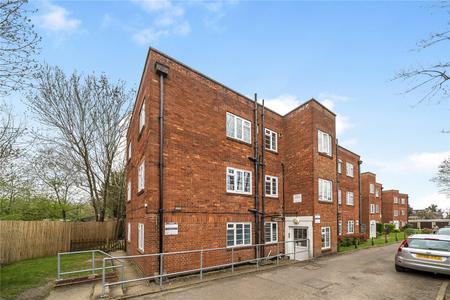 for sale garden close london 68850 - Gibbs Gillespie