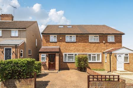 under offer hunters hill london 72245 - Gibbs Gillespie