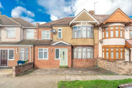 for sale weighton road london 73132 - Gibbs Gillespie