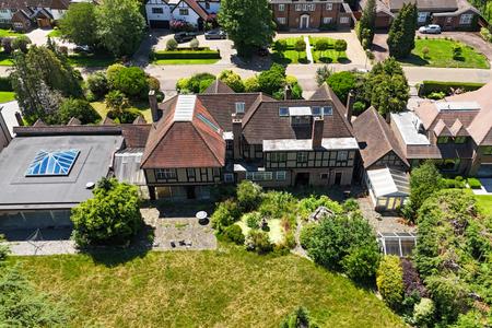 for sale priory drive london 72759 - Gibbs Gillespie