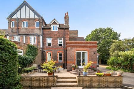 for sale gordon avenue london 72267 - Gibbs Gillespie