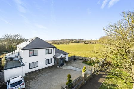 for sale edgwarebury lane london 42220 - Gibbs Gillespie