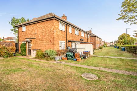 for sale kenton lane london 74440 - Gibbs Gillespie