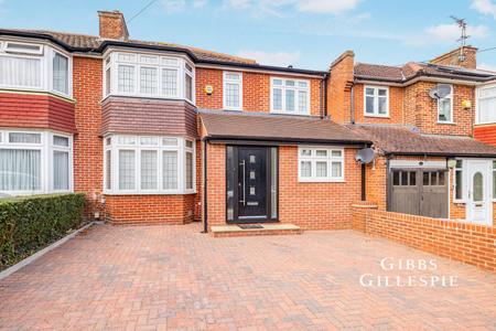 let peareswood gardens london 53863 - Gibbs Gillespie