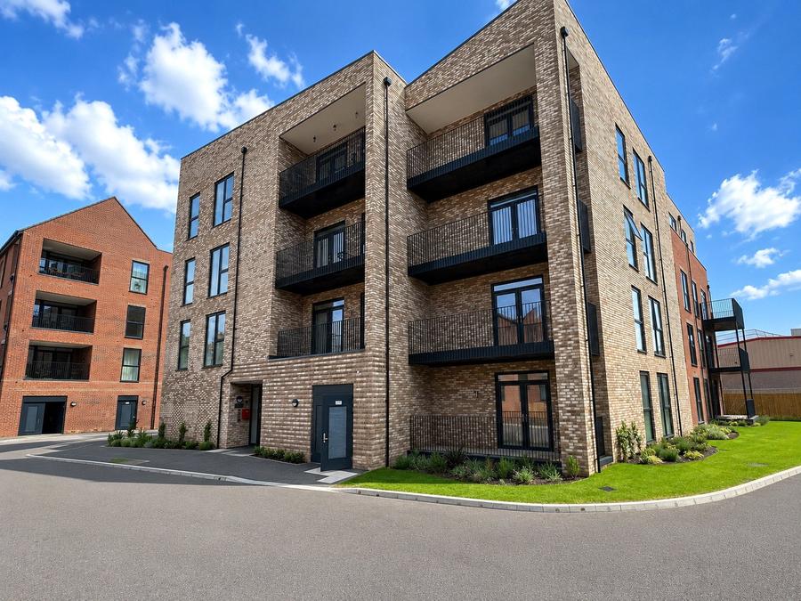 3 bedroom apartment for sale - Carters Close, Reading, Berkshire, RG1