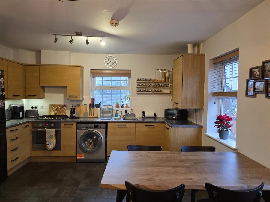 2 bedroom apartment for sale - Hills Way, Bramley, Tadley, Hampshire, RG26