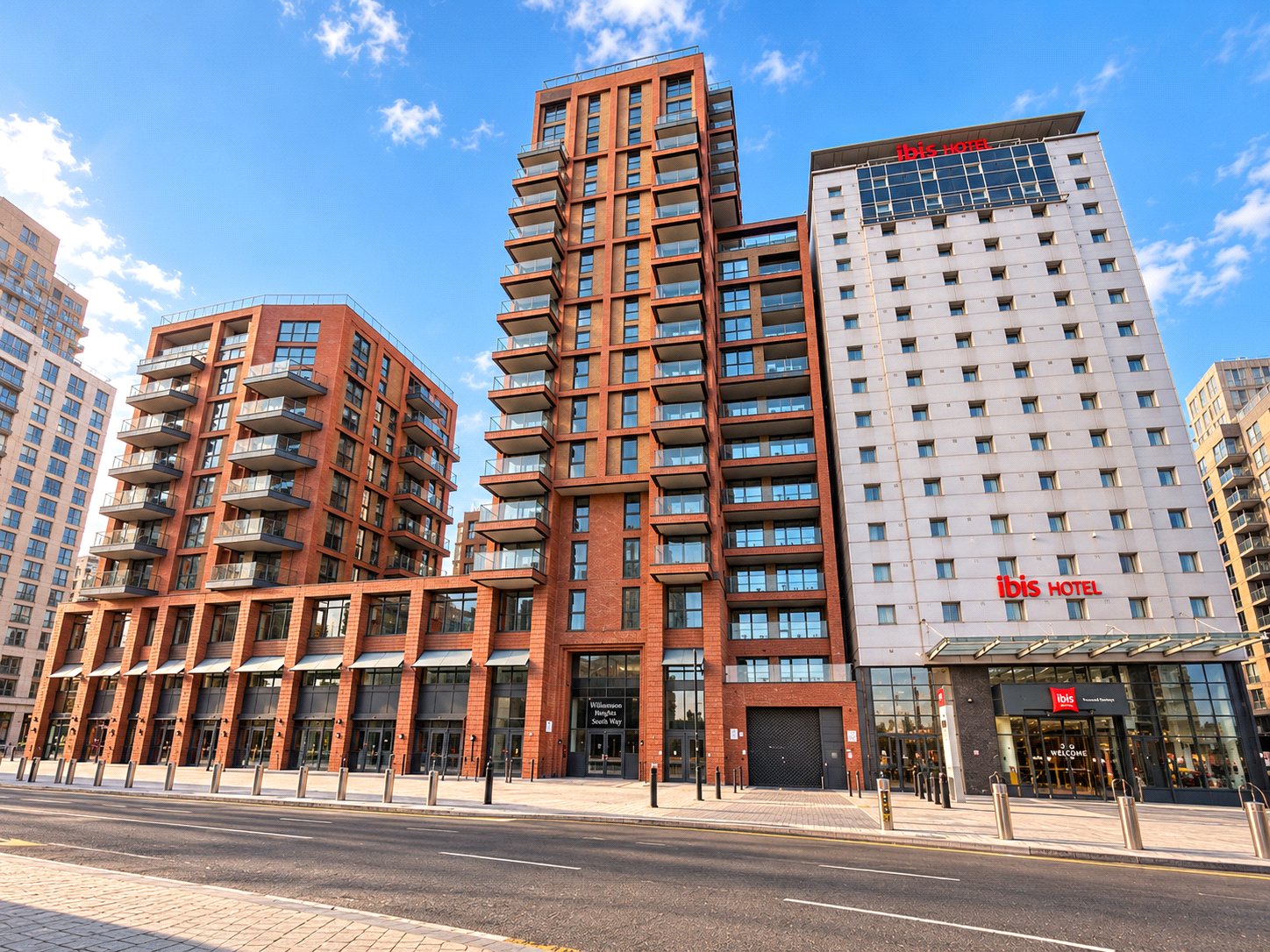 2 bedroom apartment for sale - South Way, Wembley, HA9