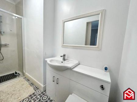 En-suite shower room