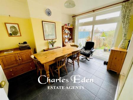 Dining Room LOGO.jpg