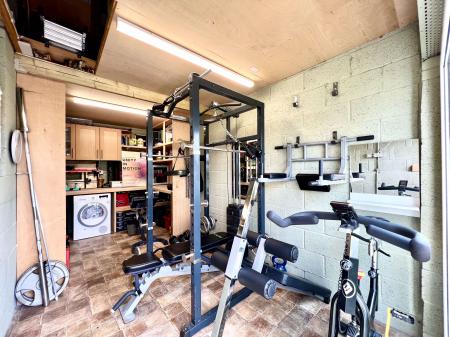 Garage / Utility / Gym