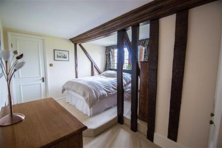 bedroom2.jpg