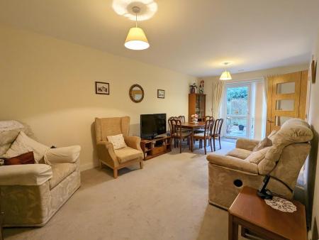 original_1f8c3dc6-ac5a-4c37-bad8-19e7a884136d_PXL_