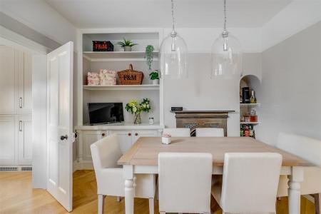 Pondcroft Road 20-18.jpg