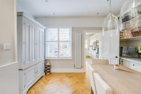 Pondcroft Road 20-17.jpg