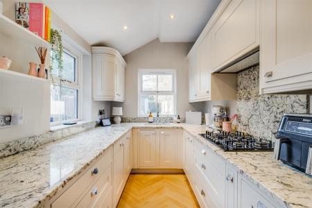 Pondcroft Road 20-15.jpg