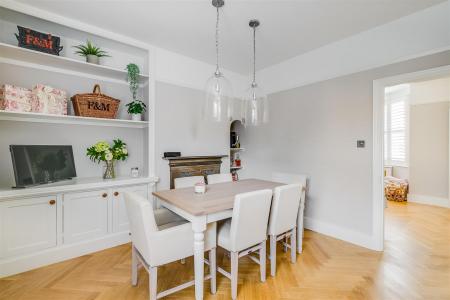 Pondcroft Road 20-19.jpg