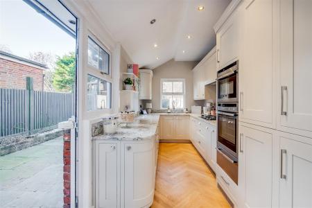 Pondcroft Road 20-13.jpg