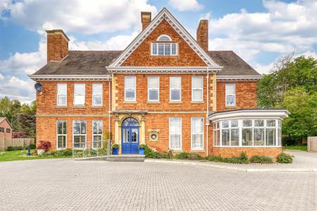 -12 Memorial Hall-31_HDR 1 1-07.jpg