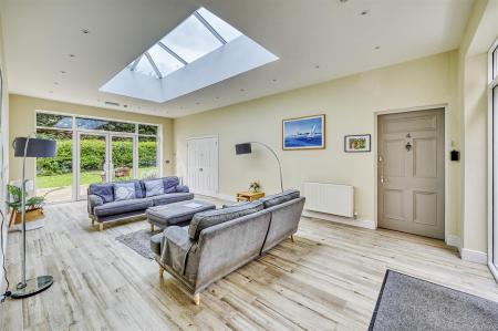 -12 Memorial Hall-51_HDR-11.jpg