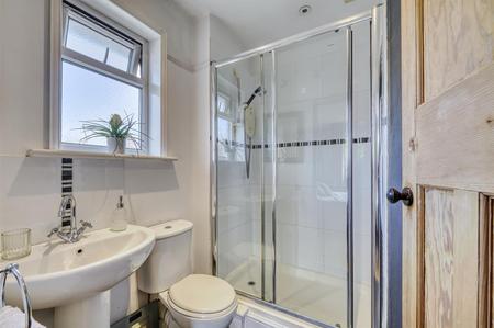 75 Wharf Rd Higham-21.jpg