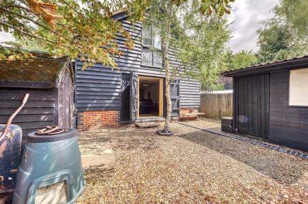 75 Wharf Rd Higham-31.jpg