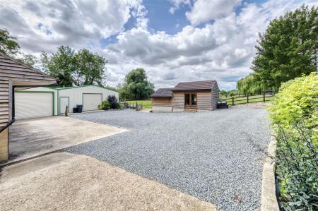 Paddock End - Sales-12.jpg