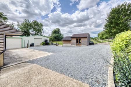 Paddock End - Sales-12.jpg