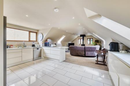 Paddock End - Sales-2.jpg