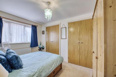 Springfield DeclutteredSpringfield DeclutteredD78_