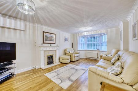 14 WIlkie Close KetteringD78_7687_HDR.jpg