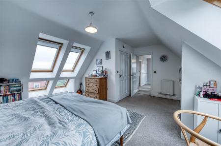 1 Nightingale--65-Edit.jpg