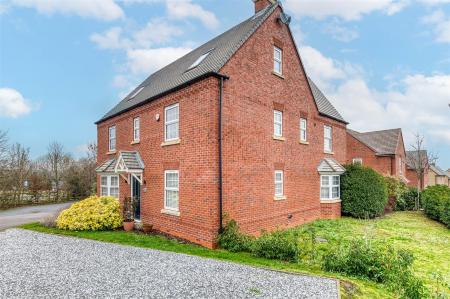 1 Nightingale--64-Edit.jpg