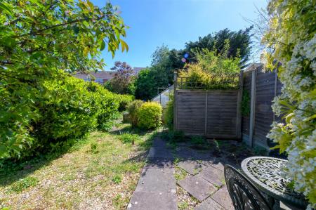 15 Fern Road-86-HDR.jpg