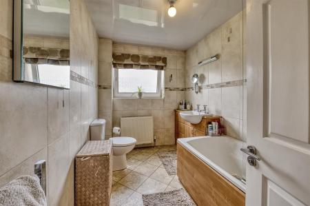 176 newton road-1014.jpg