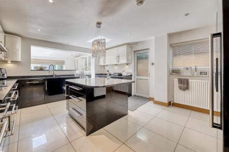 176 newton road-1010.jpg