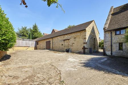Manor Farm House - GGD78_4789_HDR.jpg