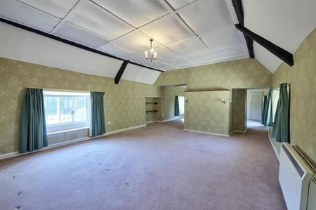 Manor Farm House - GGD78_4709_HDR.jpg
