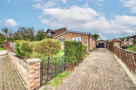 44 Russell Way Higham-1.jpg