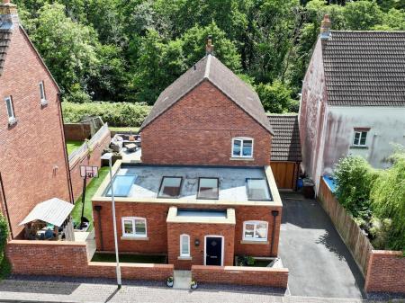 dji_fly_20250730_142824_0552_1753885904096_photo.j