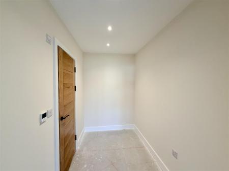 DRESSING ROOM